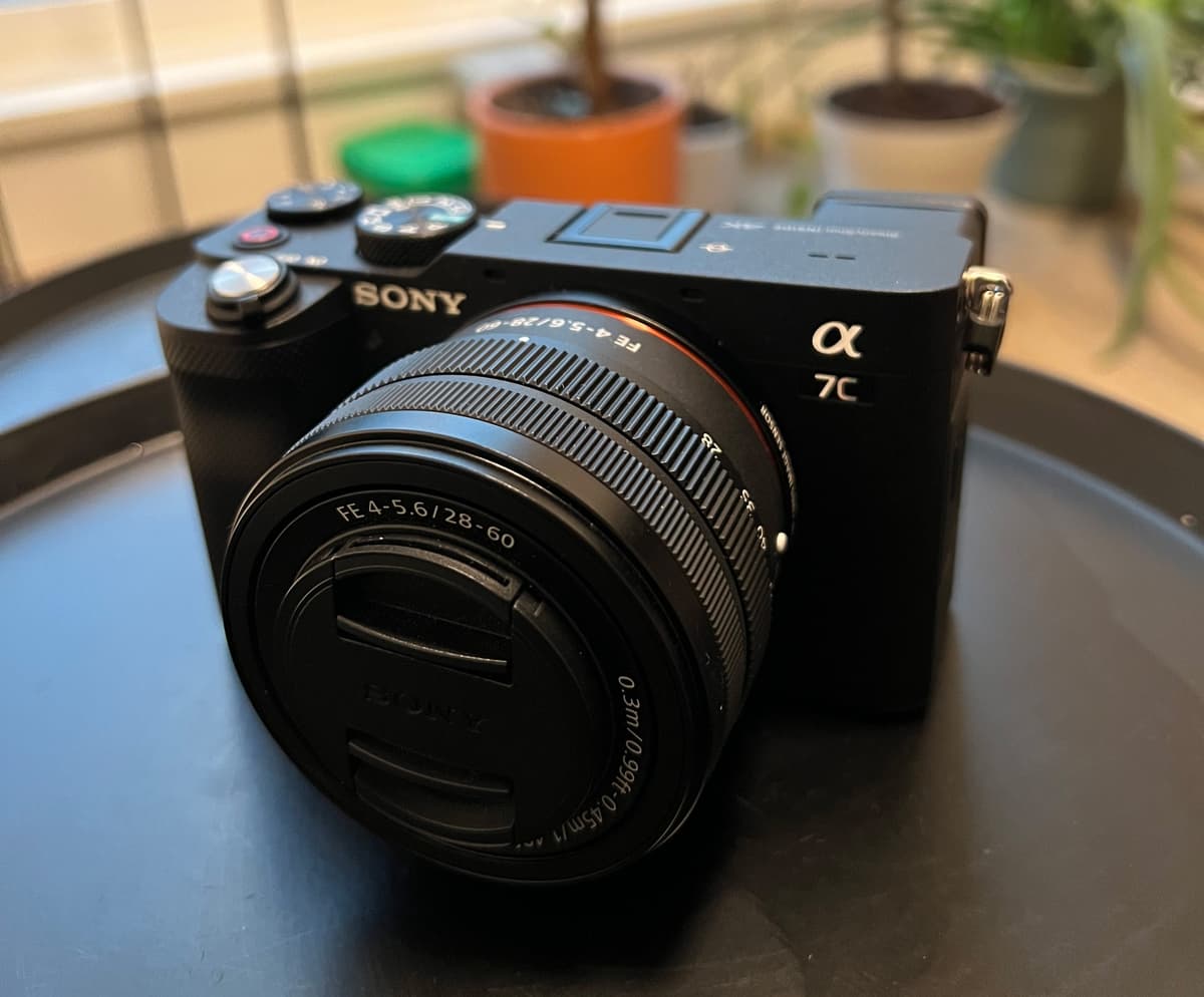 Sony A7c Full Frame + kit lens